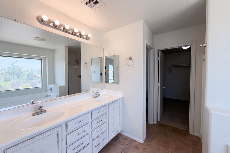 Photo 6 of 29 of 25660 W Elwood St, Buckeye, AZ