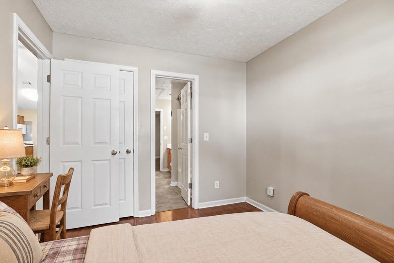 Photo 13 of 23 of 1148 Britley Park Ln, Woodstock, GA