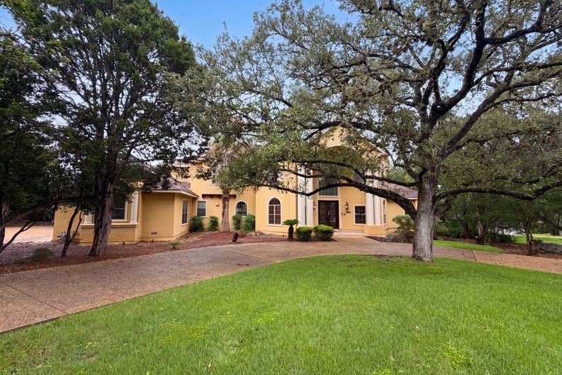 Photo 22 of 26 of 20646 Wahl Ln, San Antonio, TX