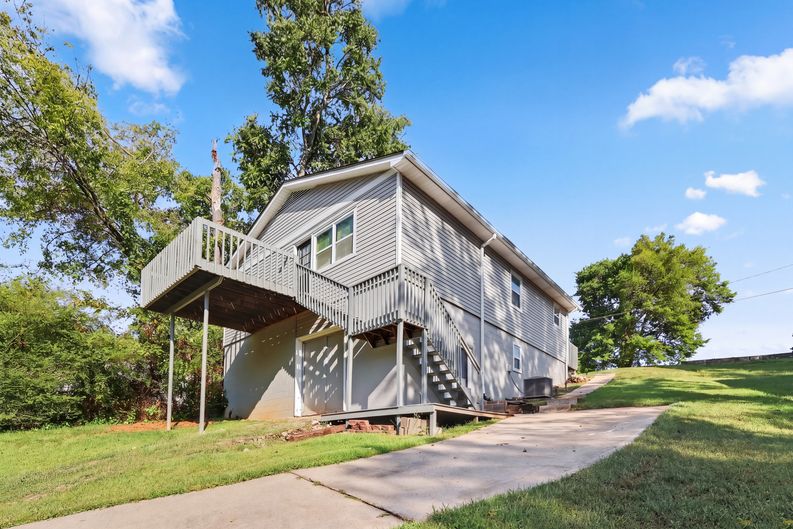 Photo 5 of 15 of 1724 Burgin Ave, Birmingham, AL