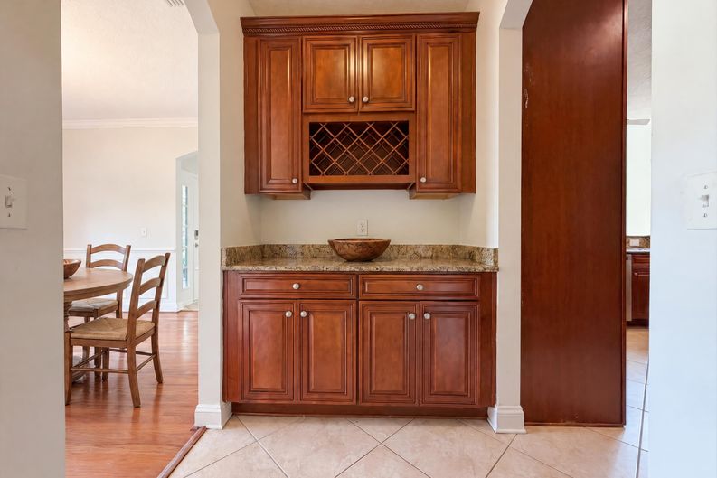Photo 14 of 32 of 8331 Golden Bamboo Dr, Jacksonville, FL