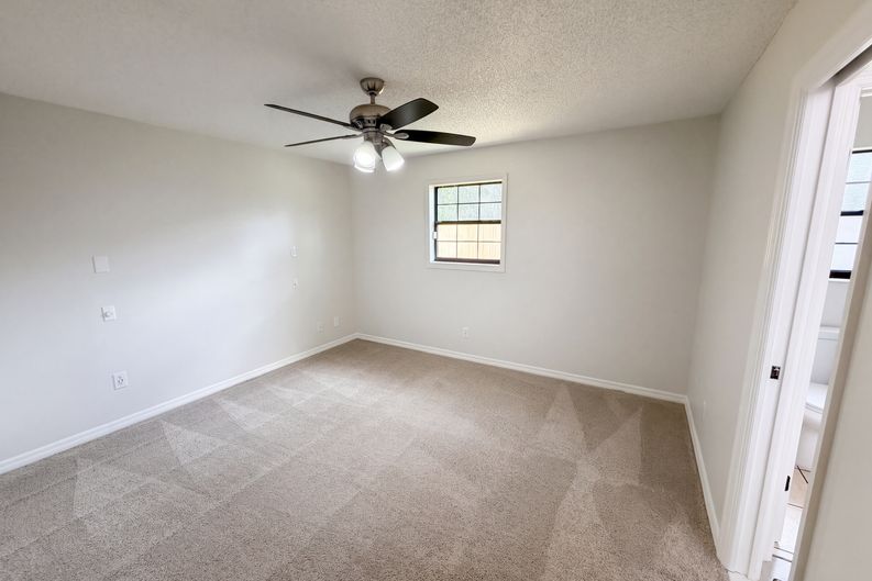 Photo 13 of 27 of 4800 Robert St, Cocoa, FL