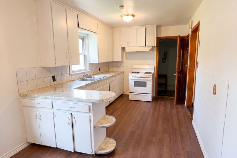 Photo 5 of 20 of 2606 NW 17th St, Lawton, OK