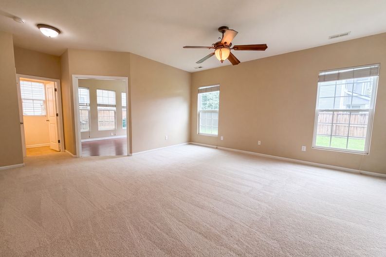 Photo 22 of 41 of 3037 Ellington Dr, Summerville, SC