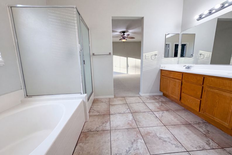 Photo 16 of 28 of 38408 Tranquila Ave, Murrieta, CA