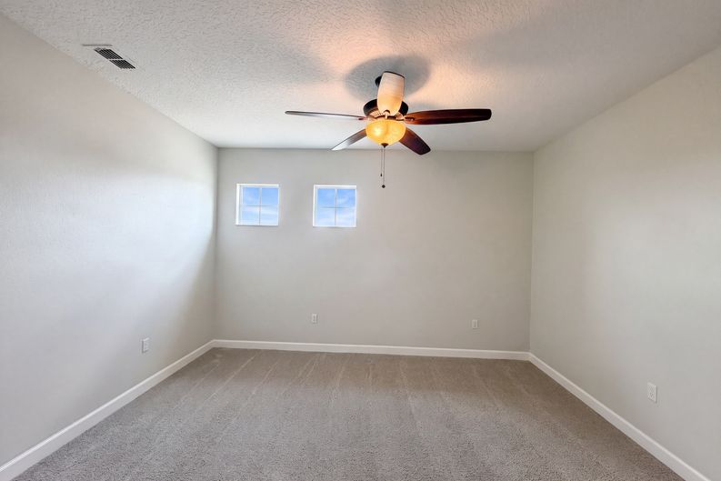 Photo 25 of 40 of 881 Haring Ln, Mount Dora, FL