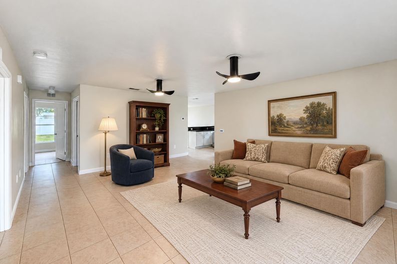 Photo 6 of 19 of 2949 Illinois Ave, Lakeland, FL