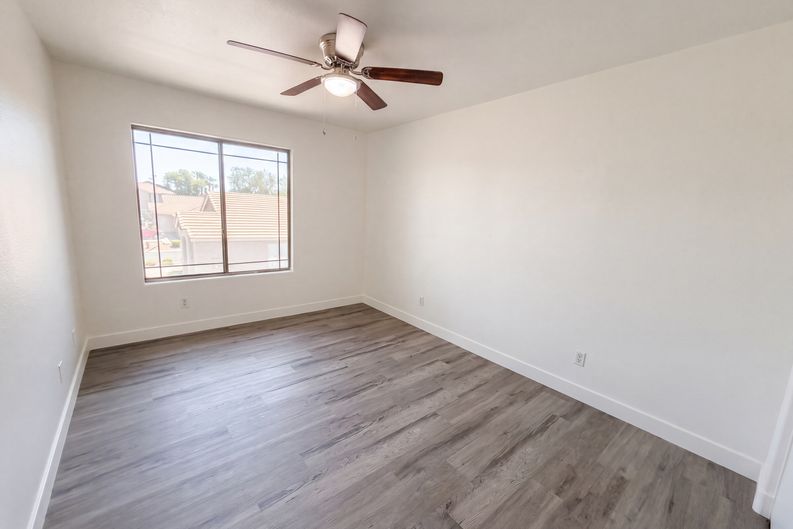 Photo 15 of 23 of 800 S Bedford Dr, Chandler, AZ
