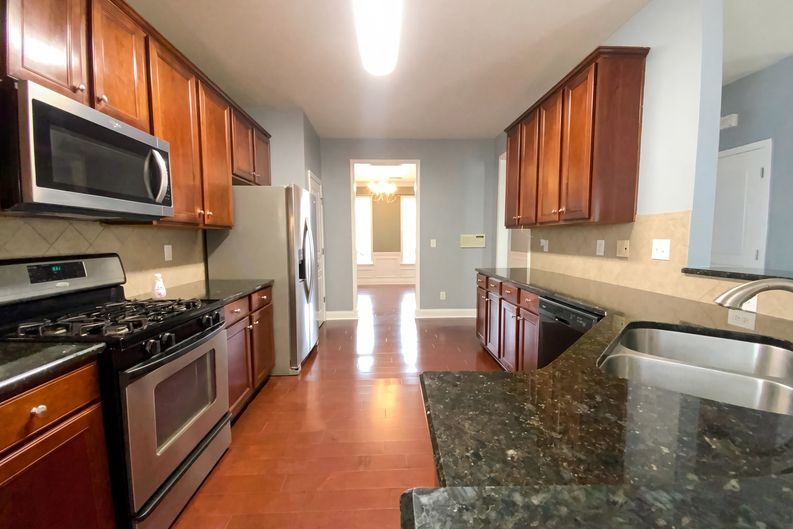 Photo 6 of 19 of 8915 Cinder Ln, Huntersville, NC