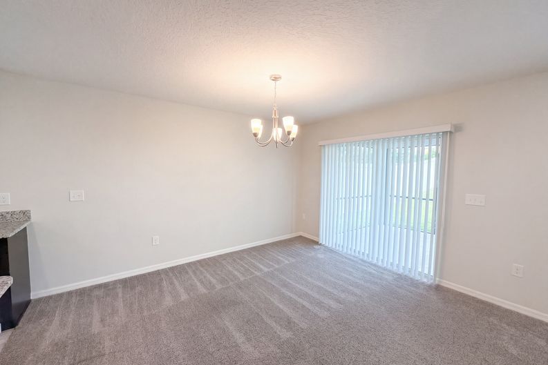 Photo 5 of 16 of 2367 Biscotto Cir, Davenport, FL