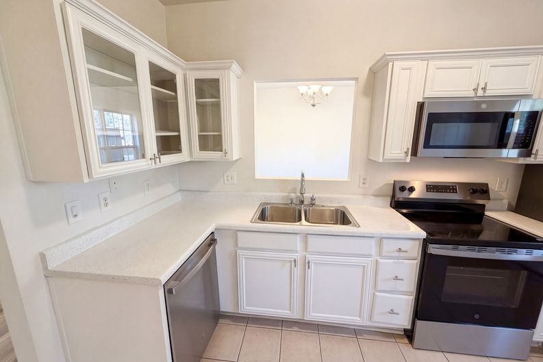 Photo 14 of 27 of 474 Village Way, Loganville, GA