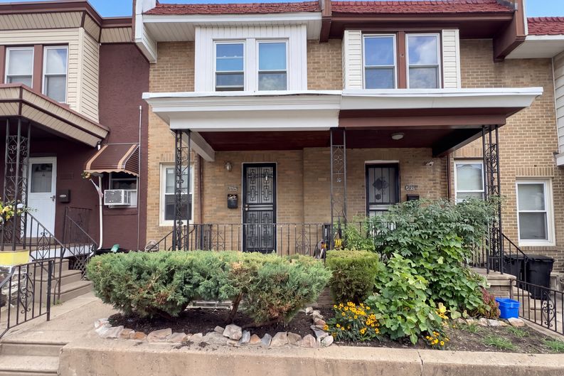 Photo 17 of 21 of 1809 Wakeling St, Philadelphia, PA
