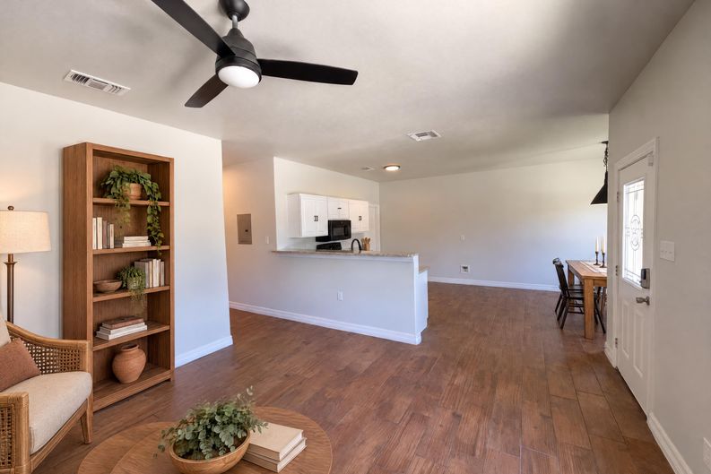 Photo 17 of 18 of 102 Bowdoin St, San Antonio, TX