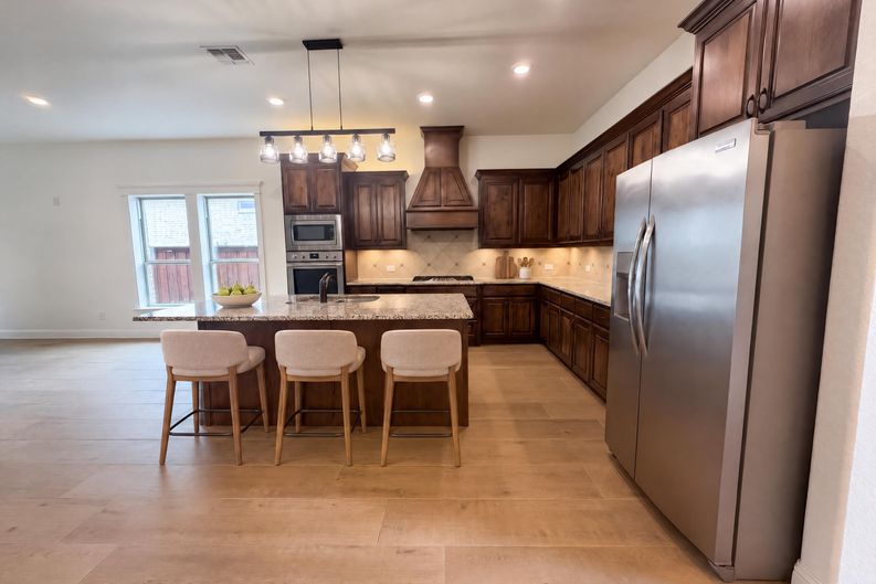Photo 6 of 15 of 7913 Caddo Cv, McKinney, TX