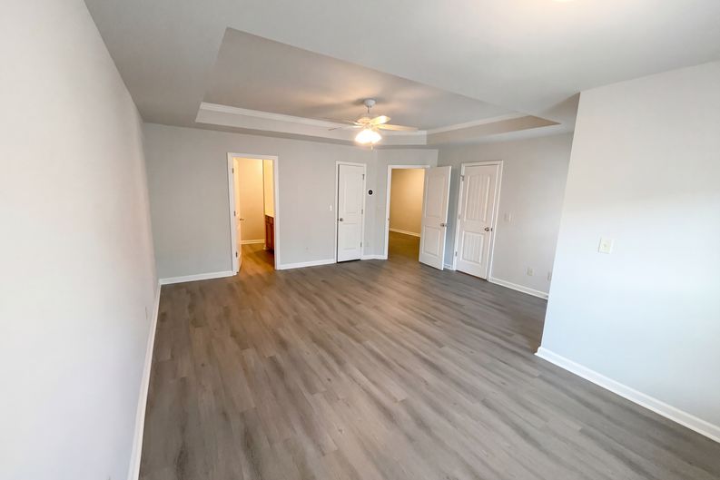Photo 4 of 19 of 220 Madison Ave, Acworth, GA