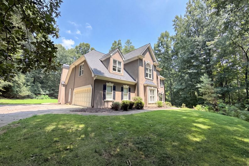 Photo 34 of 40 of 120 Bay Colt Rd, Alpharetta, GA