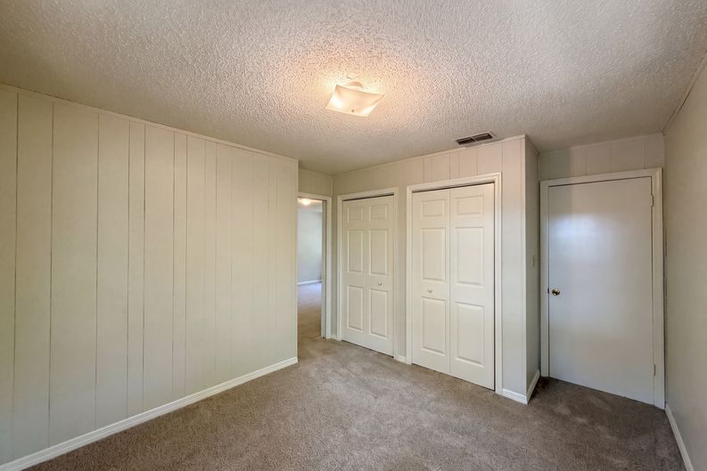 Photo 10 of 18 of 2505 Velma Ter, Leesburg, FL