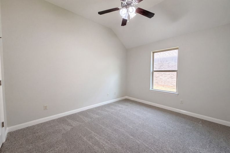 Photo 14 of 19 of 120 Donna Cir, Granbury, TX