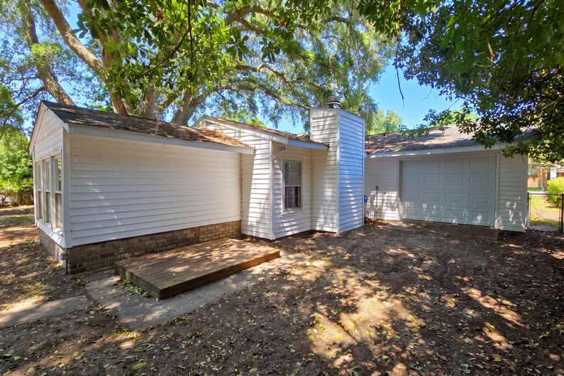 Photo 23 of 27 of 1610 Battery Creek Rd, Beaufort, SC