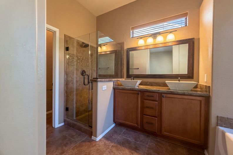 Photo 9 of 17 of 6915 E Portia St, Mesa, AZ