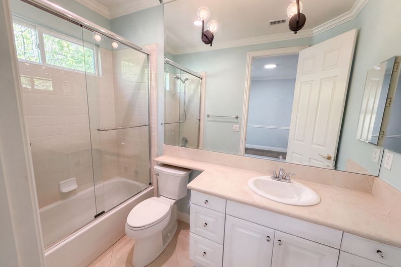 Photo 21 of 31 of 17109 Santa Cruz Ct, Yorba Linda, CA