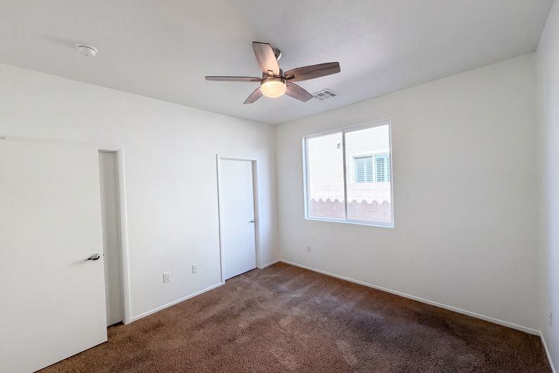 Photo 28 of 52 of 4036 White Opal St, Las Vegas, NV