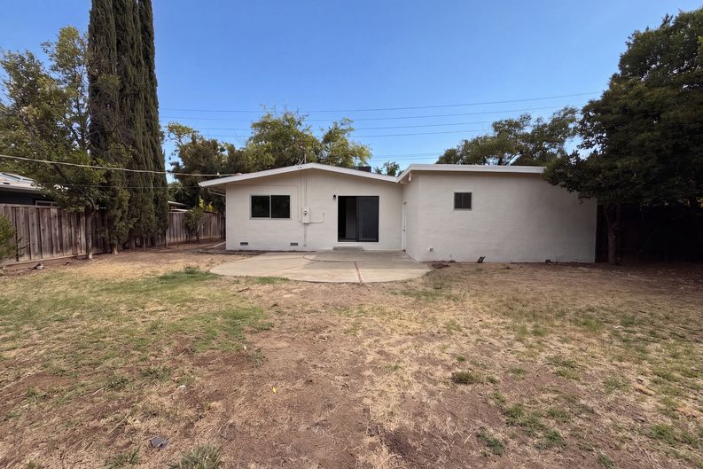 Photo 19 of 21 of 4821 Melvin Dr, Carmichael, CA