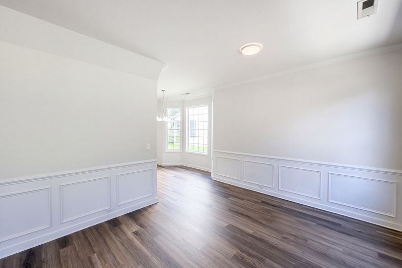 Photo 11 of 26 of 9325 Ayscough Rd, Summerville, SC