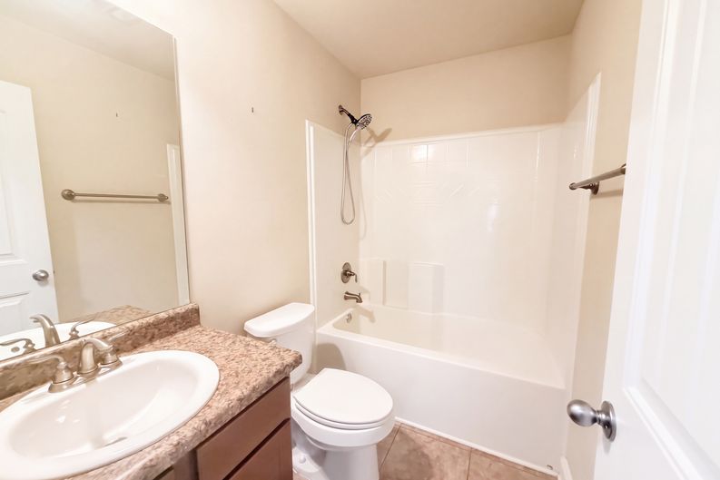 Photo 14 of 20 of 316 Vincent St, Alabaster, AL