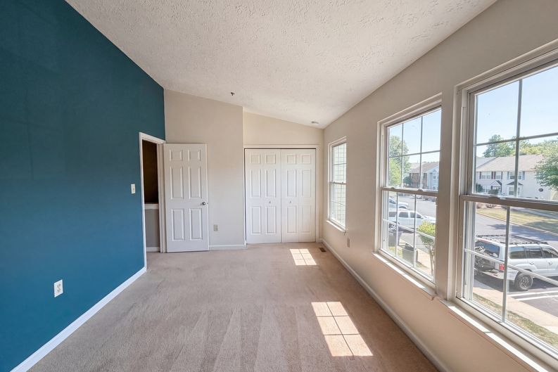 Photo 7 of 41 of 5812 Springfish Pl, Waldorf, MD