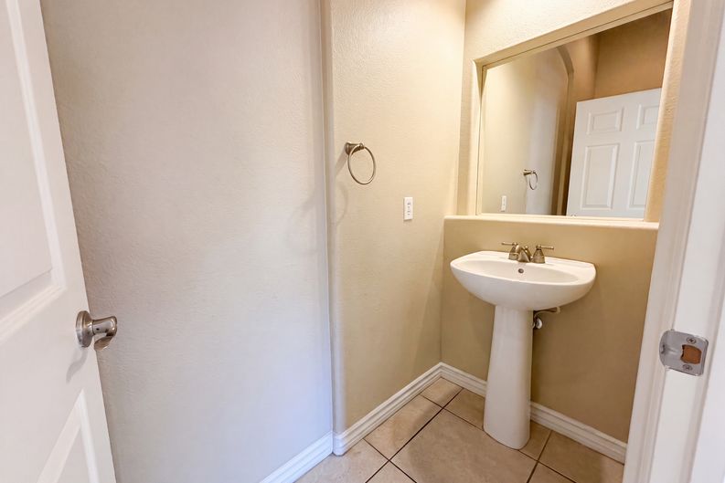 Photo 20 of 27 of 7937 Base Camp Ave, Las Vegas, NV