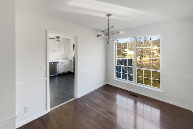 Photo 12 of 23 of 7511 Irongate Dr, Hixson, TN