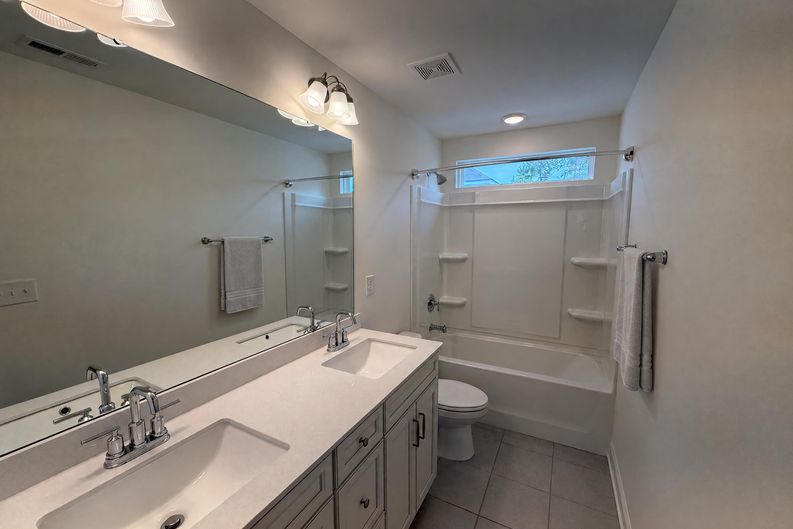 Photo 27 of 34 of 2455 Judson Dr, Gastonia, NC
