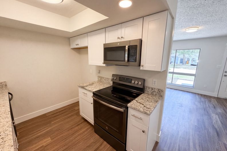 Photo 18 of 25 of 2768 Galatian Pl, Orlando, FL