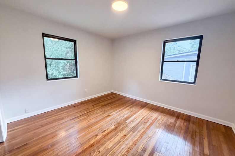 Photo 10 of 16 of 6309 Pine Cove Ln, Jacksonville, FL