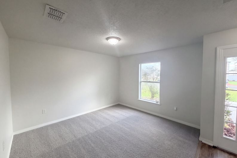 Photo 10 of 28 of 1818 Superior Ct, Kissimmee, FL