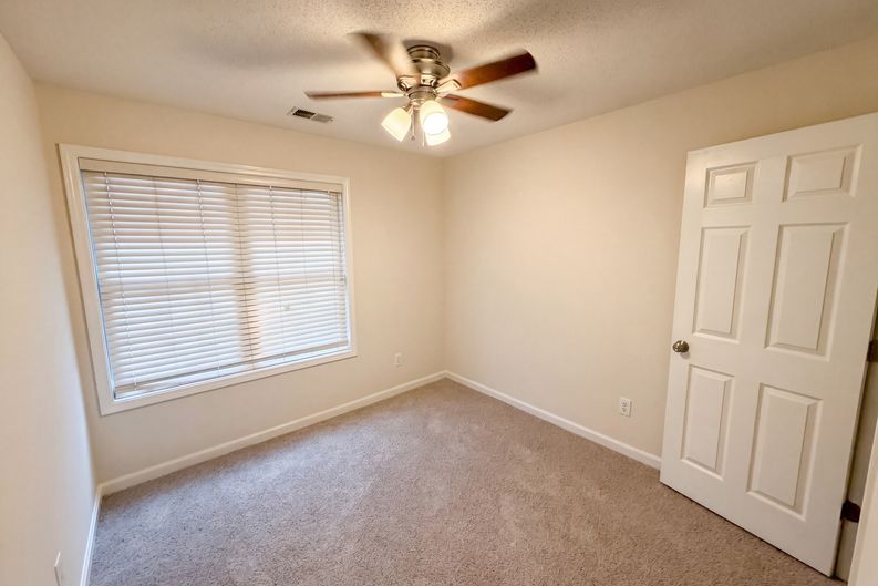 Photo 18 of 34 of 215 Twin Brook Way, Lawrenceville, GA