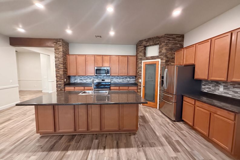 Photo 6 of 22 of 13155 W Avenida Del Rey, Peoria, AZ