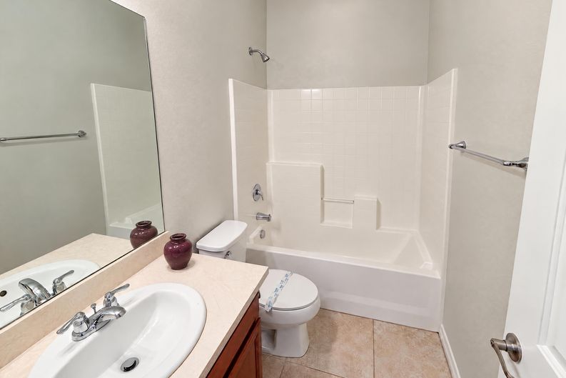 Photo 16 of 21 of 31585 Chamise Ln, Murrieta, CA