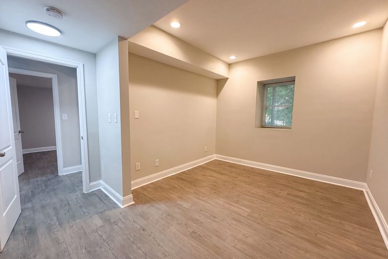 Photo 14 of 27 of 2801 Shades Crest Rd, Vestavia Hills, AL