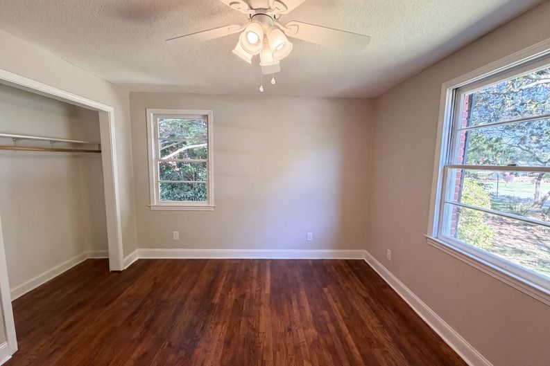 Photo 13 of 26 of 1817 Neptune Dr, Columbia, SC
