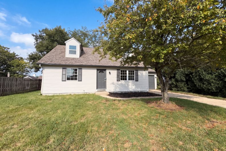 Photo 29 of 38 of 6363 Sandric Ln, Liberty Township, OH
