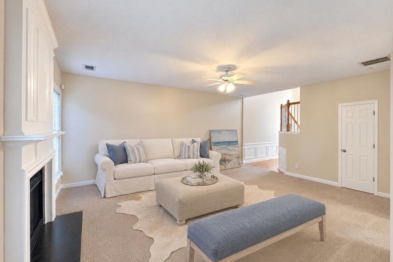 Photo 7 of 23 of 13249 Marrywood Ct, Alpharetta, GA