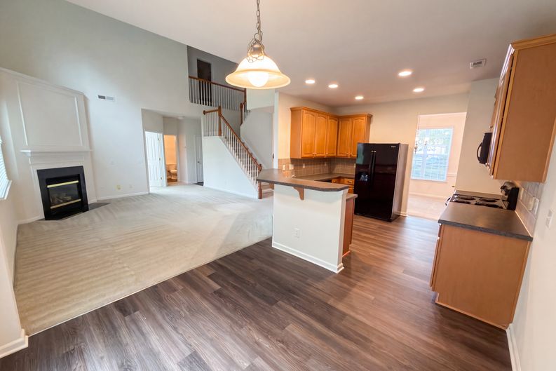 Photo 7 of 17 of 17240 Westmill Ln, Charlotte, NC