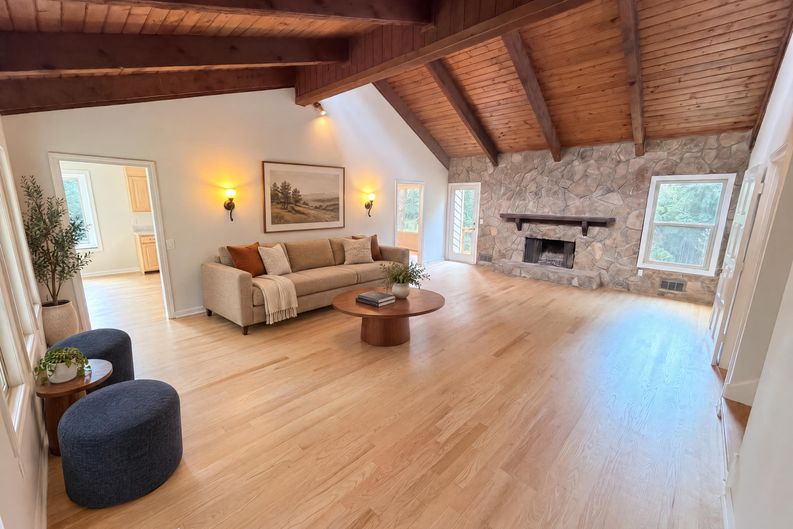 Photo 3 of 40 of 3962 Spalding Holw, Peachtree Corners, GA