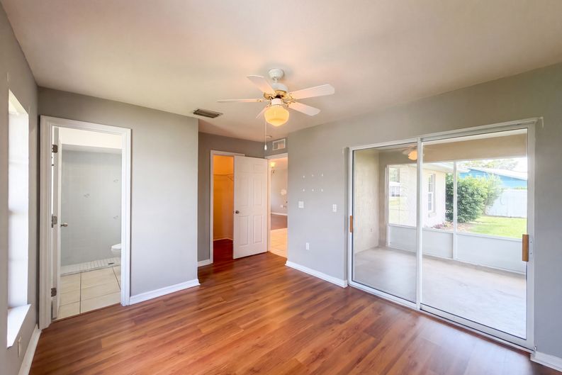 Photo 4 of 21 of 10640 SE 54th Ave, Belleview, FL