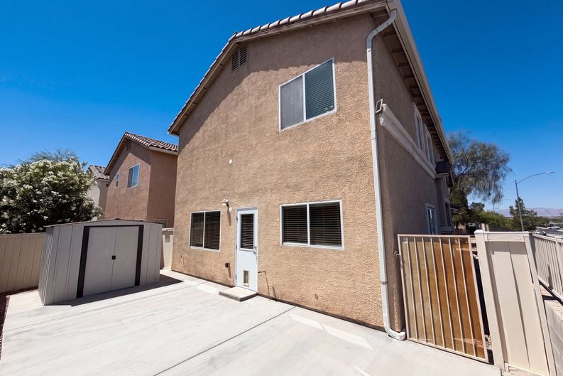Photo 5 of 24 of 10506 Yuha Desert Ct, Las Vegas, NV