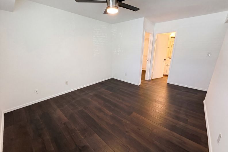 Photo 4 of 22 of 2040 S Longmore, Mesa, AZ