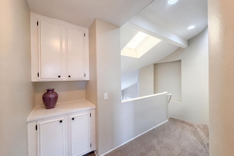 Photo 12 of 22 of 39676 Ridgedale Dr, Murrieta, CA
