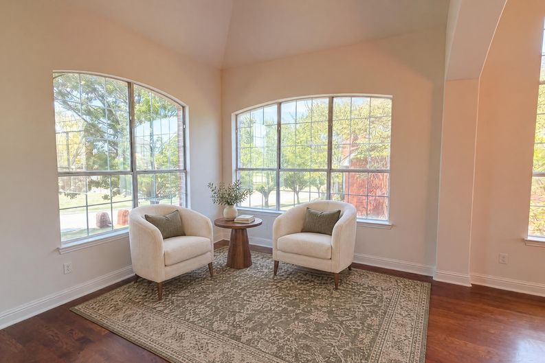 Photo 7 of 24 of 2446 Chesterfield Rd, Garland, TX
